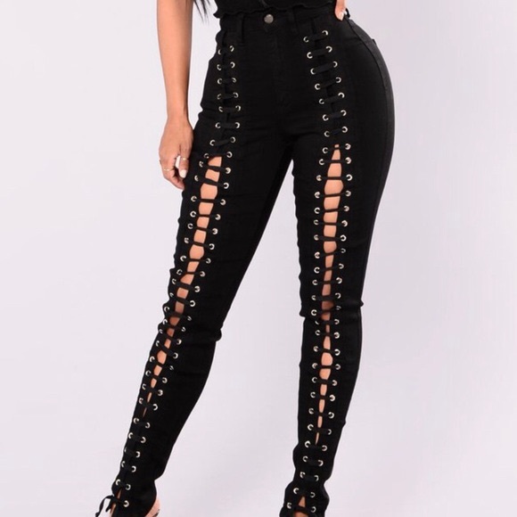 FASHIONNOVA jeans